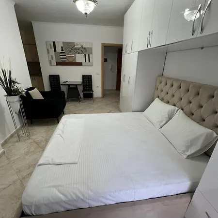 Center * Tirana